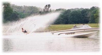 Michael Moss on his way towards bouy number 3 - 34 MPH @ 15 off.